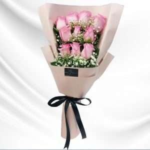 Delicate pink roses bouquet