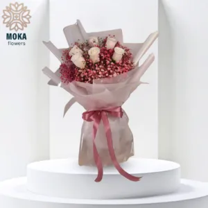 Artificial white roses