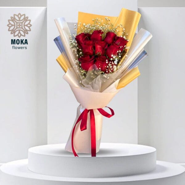(a7) Red roses