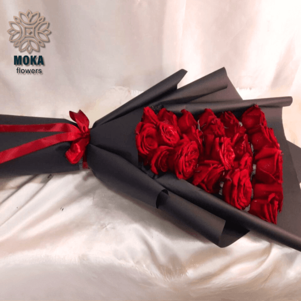 Red roses - Image 2