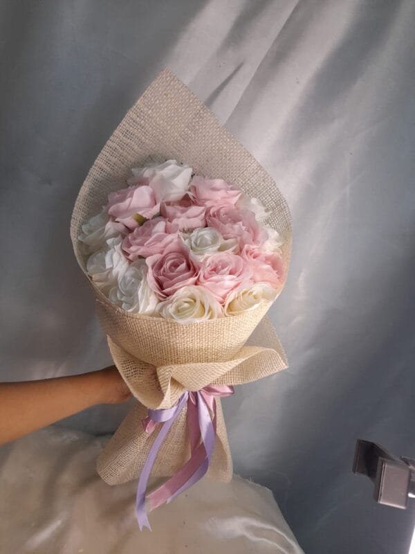 Artificial pink bouquet - Image 4